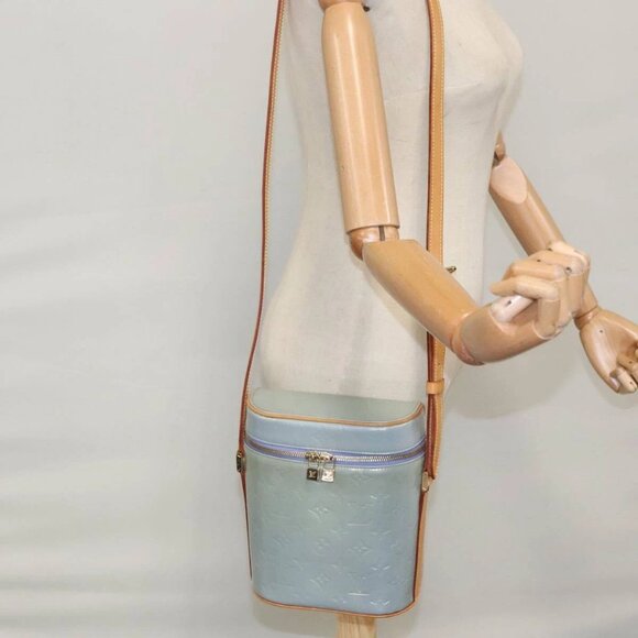 LOUIS VUITTON Monogram Vernis Sullivan Vertical Bag Lavande - Picture 13 of 15